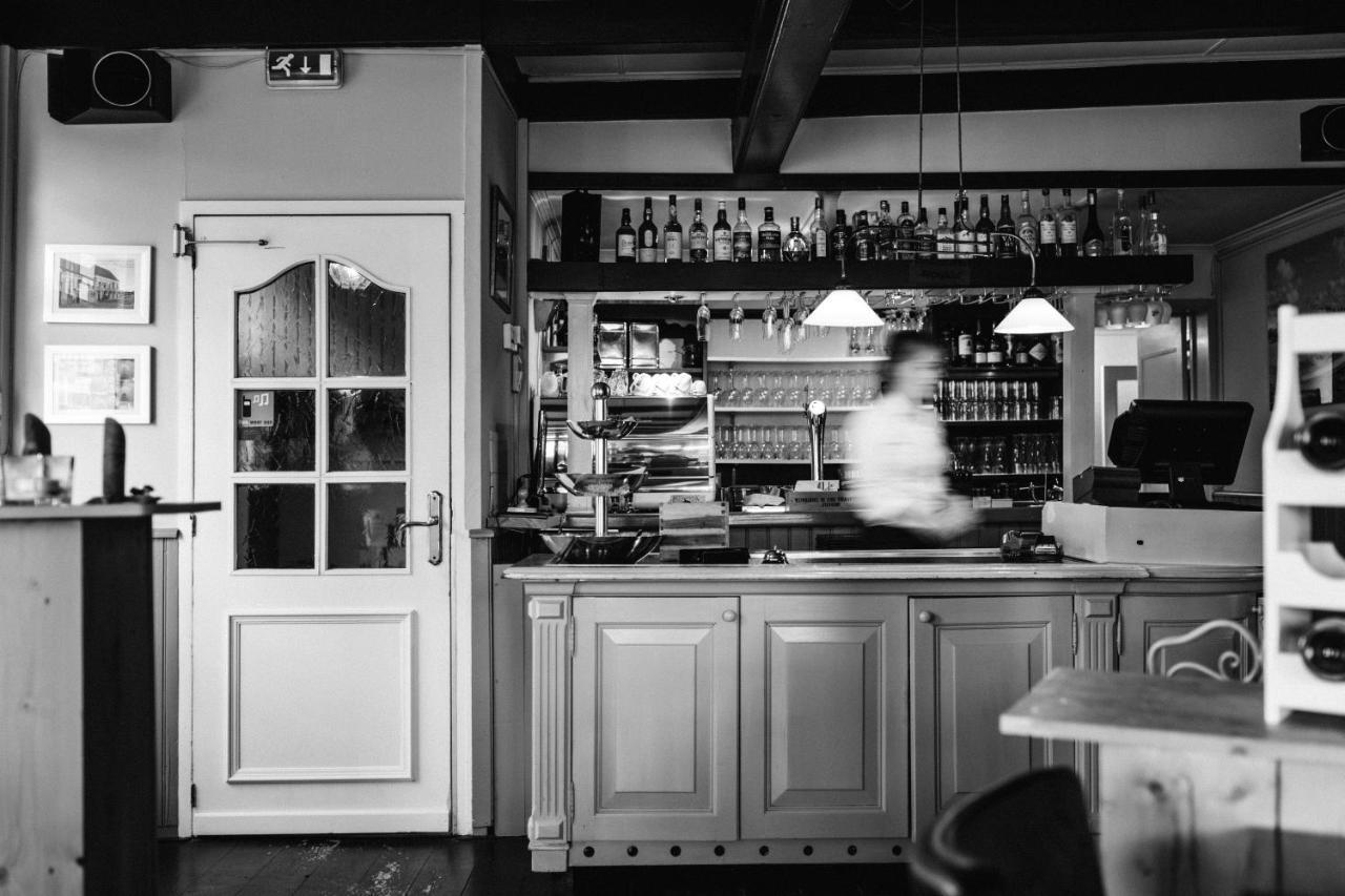 Hotel Restaurant De Stadsherberg Franeker Eksteriør billede